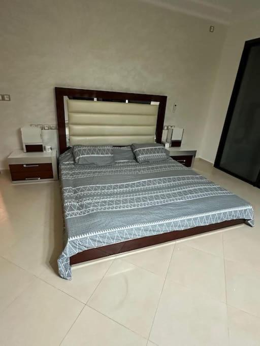 Super Belle Avec Piscine Villa *